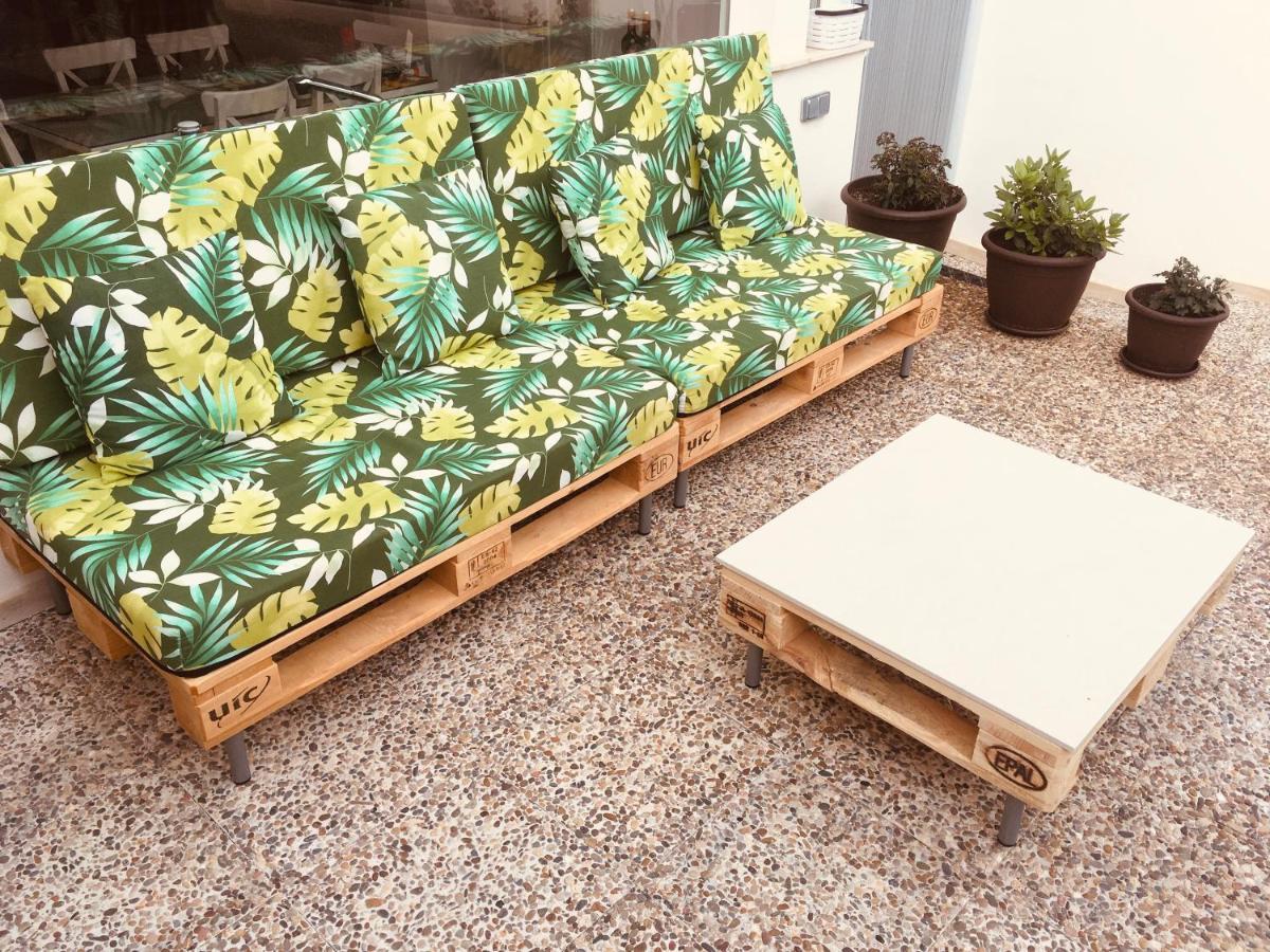Acogedora Casa Con Patio En El Tiemblo Apartment ภายนอก รูปภาพ